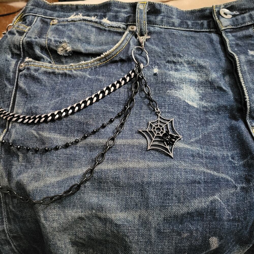 Black spider and web 3 layer clip on belt loop wallet chain